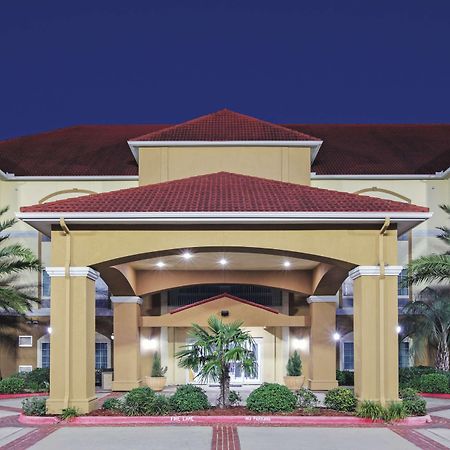 La Quinta By Wyndham Bay City Extérieur photo