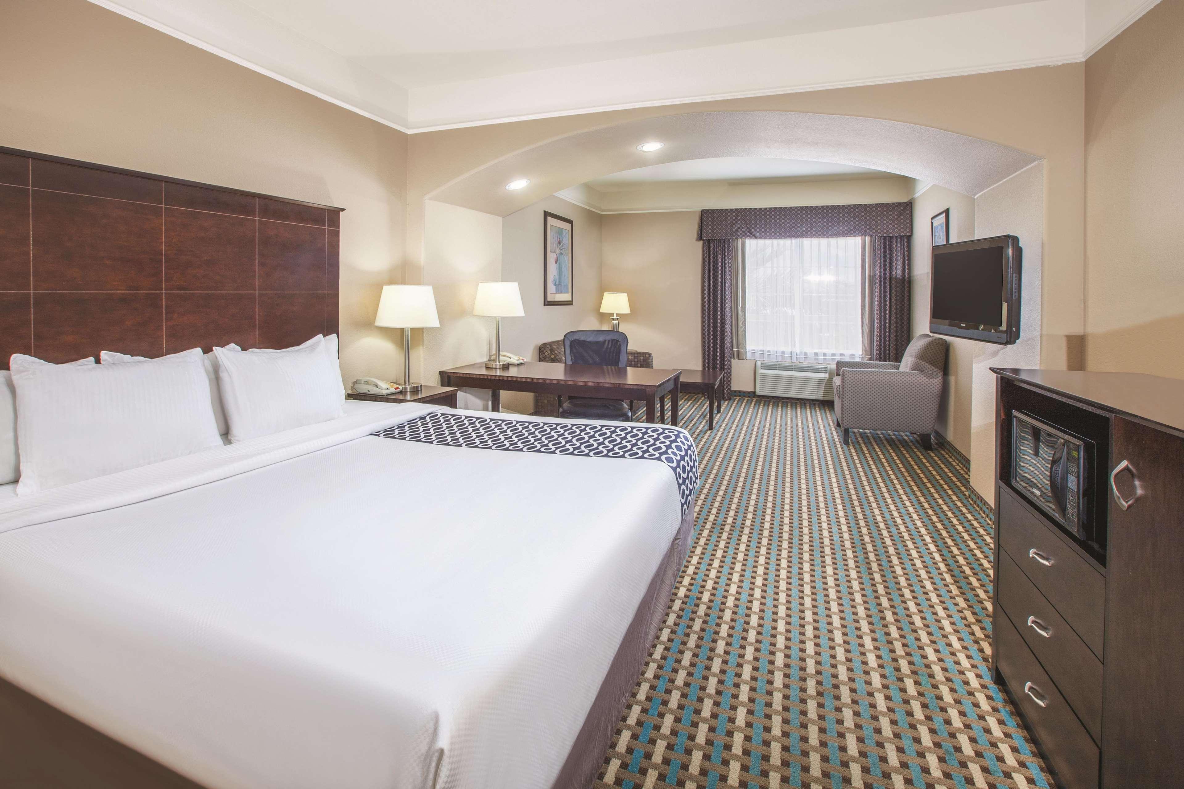 La Quinta By Wyndham Bay City Extérieur photo