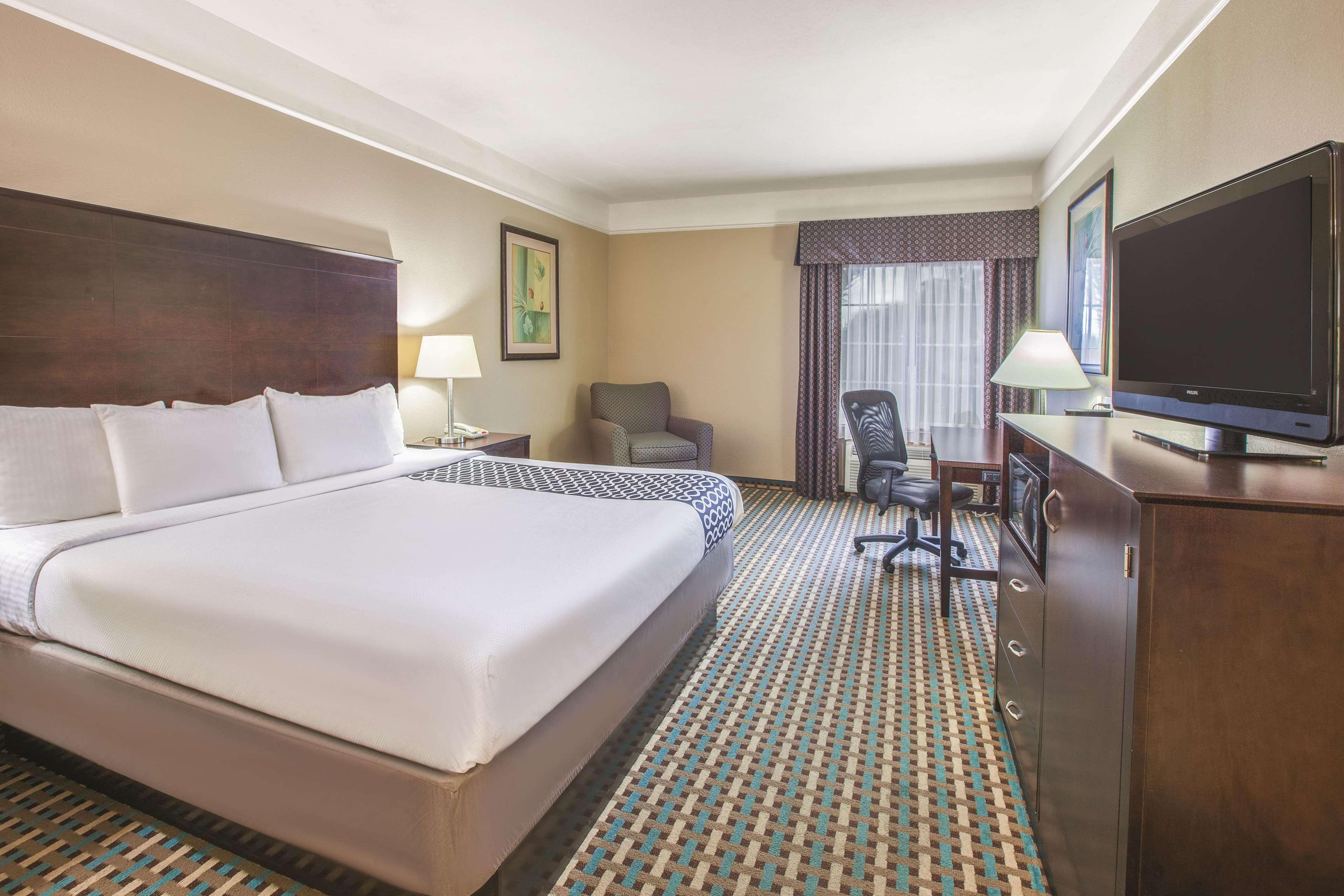 La Quinta By Wyndham Bay City Extérieur photo